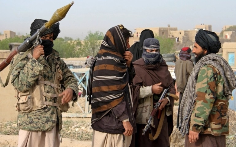 Taliban tiến gần tới cửa ngõ thủ đô - Afghanistan đứng trước bước ngoặt nguy hiểm
